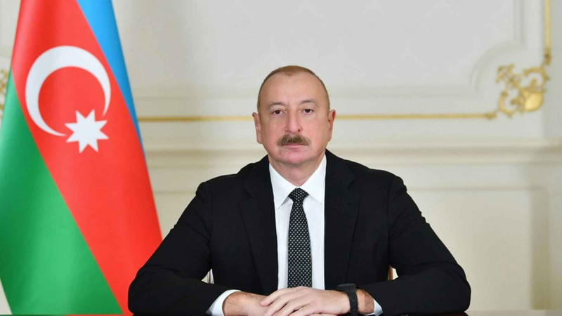 Azərbaycan Prezidenti konqolu həmkarını təbrik edib