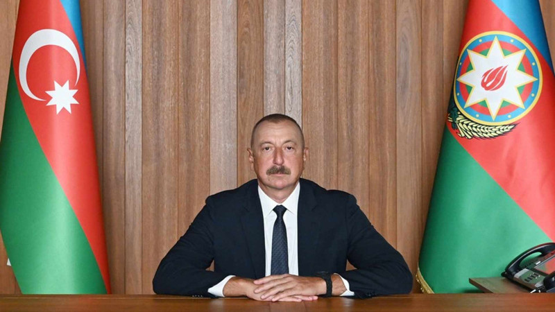 Prezident Şuşada Aşağı Gövhər Ağa məscidinin bərpadan sonra açılışında iştirak edib