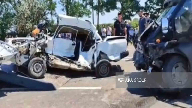 Qusarda TikTok videosu çəkən sürücü qəza törədərək ölüb