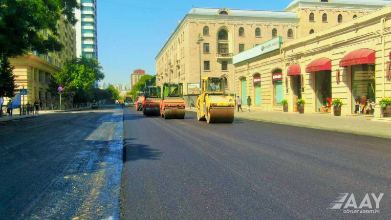 Bakının 28 May küçəsində təmir işləri aparılır