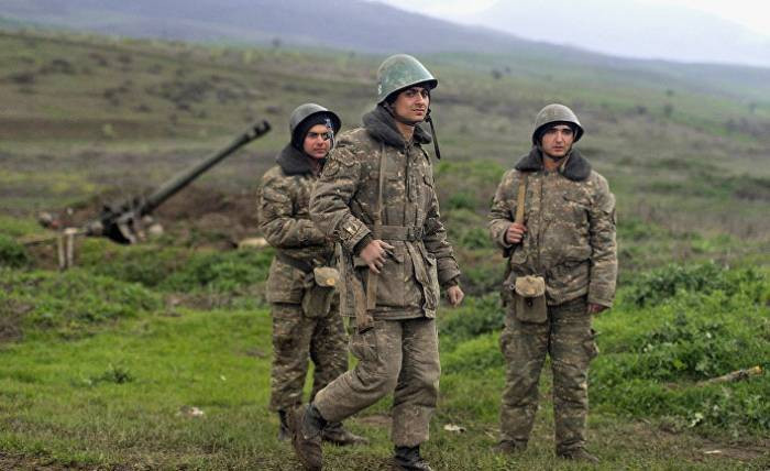 Zorlanma, döyülmə, “dedovşina”, fərarilik - Ermənistan ordusunun vəziyyəti