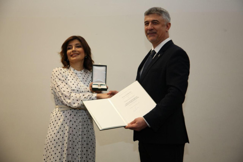 Günay Əfəndiyeva Macarıstanın ali ordeni ilə təltif olunub