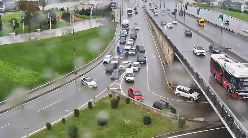 Bu küçələrə məhdudiyyət tətbiq edilib - Yola çıxanların nəzərinə!