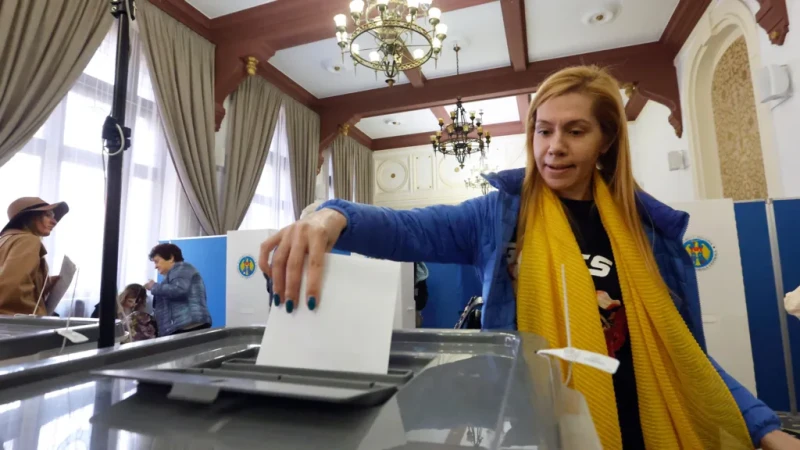 Moldovada Avropa İttifaqına üzv olmaqla bağlı referendum keçirilir, səslərin 98%-i sayılıb