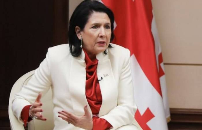 Zurabişvili Baş Prokurorluqda dindirilməkdən imtina ETDİ