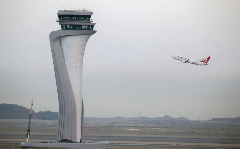 Türkiyədə uçuşlarda fasilələr yaranıb - SƏBƏB