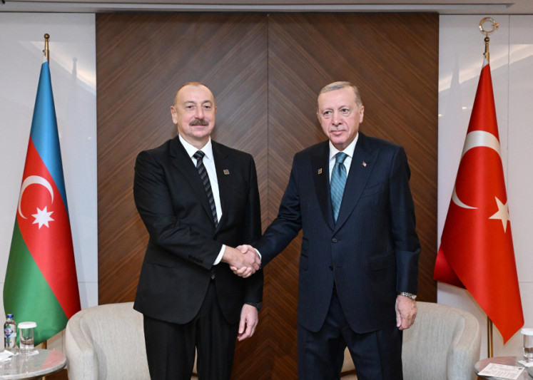 Bişkekdə Azərbaycan Prezidenti İlham Əliyevin Türkiyə Prezidenti Rəcəb Tayyib Ərdoğan ilə görüşü olub - YENİLƏNİB