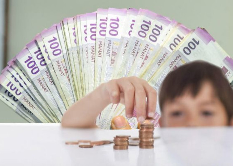 Deputat uşaqpulundan danışdı