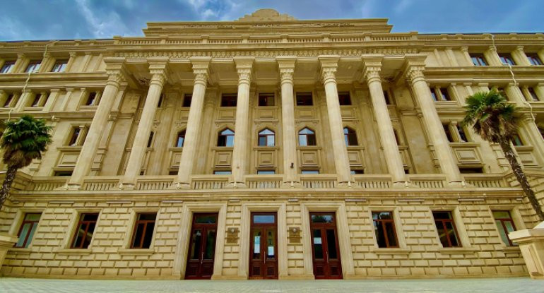 AzTU tələbələri 3 aydır təqaüd almır - Universitetdən AÇIQLAMA