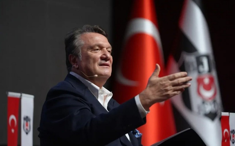 Beşiktaşın prezidenti istefa verib