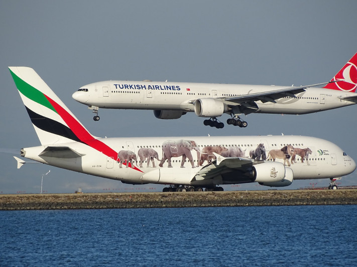 “Emirates” və “Turkish Airlines” İrana uçuşları bərpa ediblər