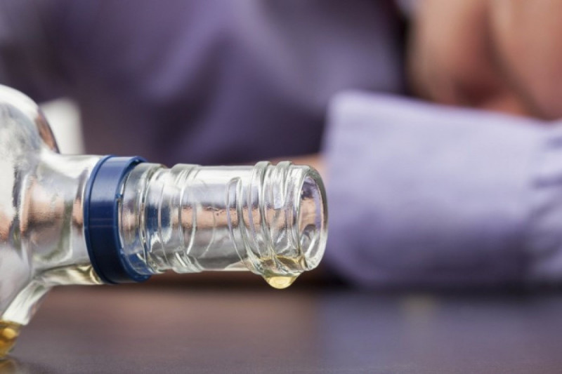 Sədərəkdə 51 yaşlı muəllim intihar edib - FOTO