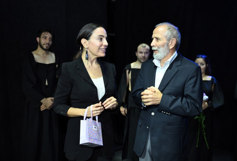 Leyla Əliyeva, İordaniya şahzadəsi və ICCROM-un baş direktoru Manqurt tamaşasını izləyiblər