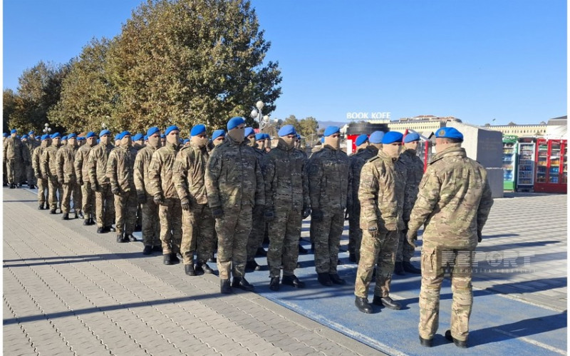 Gəncədə hərbçilərin yürüşü keçirilir