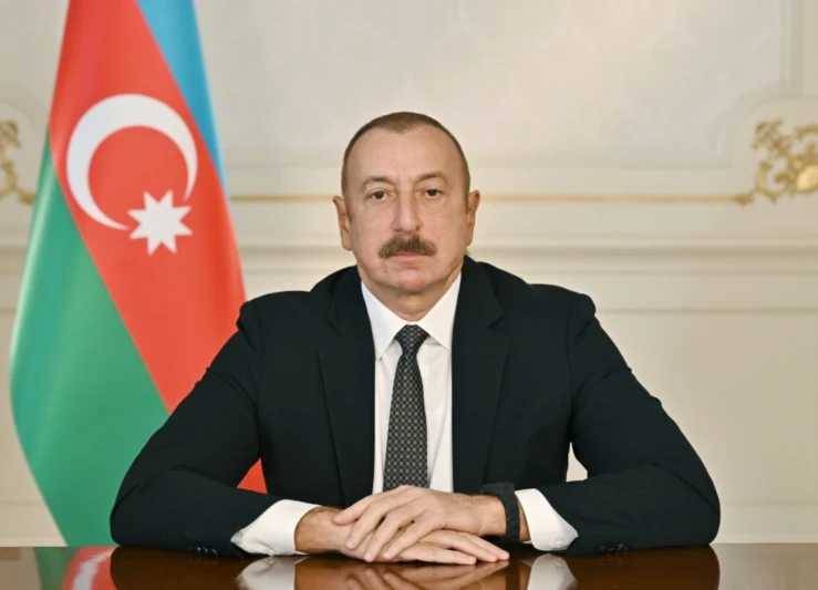 İlham Əliyev bir qrup sumqayıtlını təltif etdi - SƏRƏNCAM