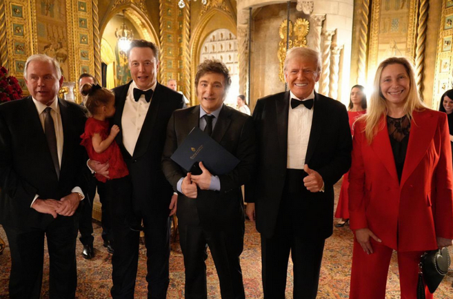 Donald Tramp Argentina prezidenti ilə görüşüb