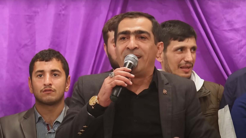 Ağamirzədən ölüm xəbəri yayılan meyxanaçı ilə bağlı -AÇIQLAMA