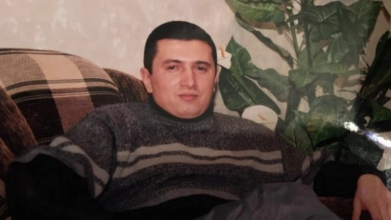“Lotu Quli”ni söydü, kürəyindən bıçaqlandı – MƏHKƏMƏ TƏFƏRRÜATLARI