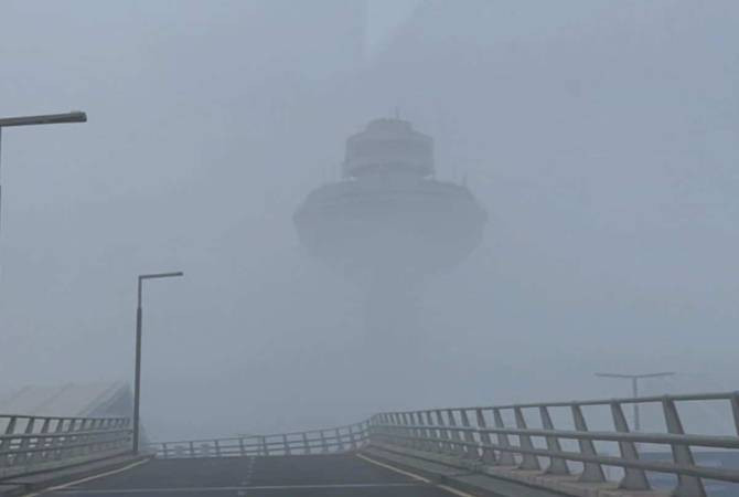 Təyyarələr İrəvana enə bilmir