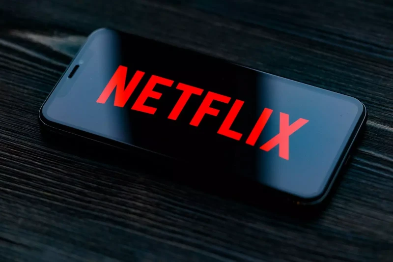 Netflix 4,75 milyon avro cərimələndi