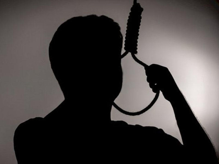 Spirtli içki aludəçisi intihar etdi