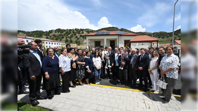 Azərbaycanın sosial islahat strategiyası: Prezidentin əhalinin rifahının yaxşılaşdırılması istiqamətində atdığı addımlar TƏHLİL