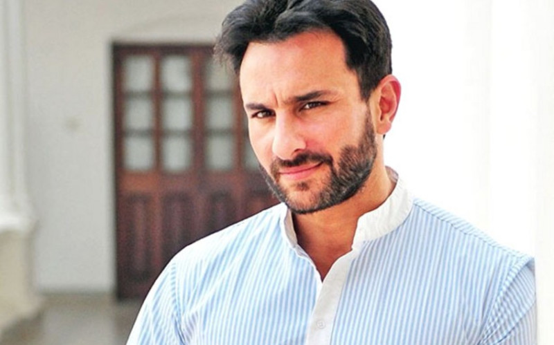 Məşhur hind aktyor bıçaqlanıb