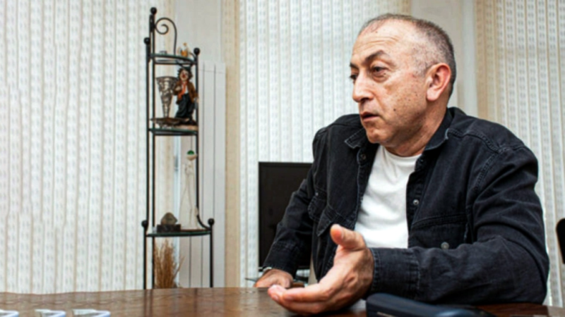 Rövşən İSAX: “Rejissor elə iş ərsəyə gətirməlidir ki, buna öz ailəsi çərçivəsində baxa bilsin” – AÇIQLAMA