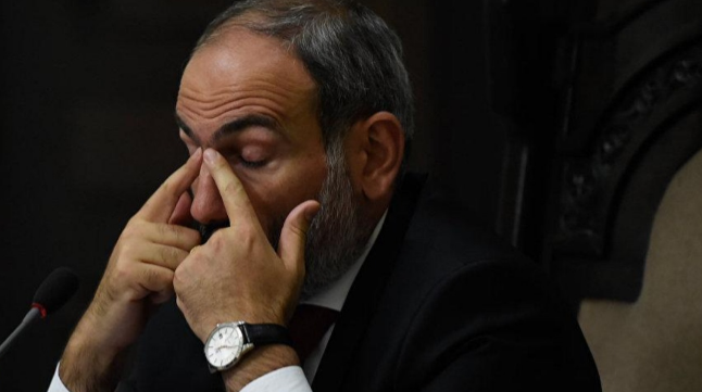 Erməni deputat: Paşinyan yaxın aylarda istefa verəcək