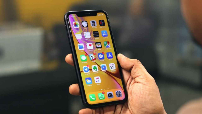 Apple TikTokla yanaşı 10 tətbiqi App Storedan silib