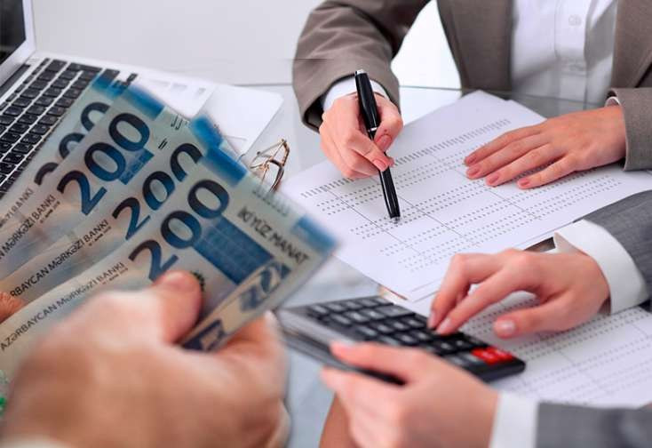 Bank külli miqdarda borcunu bağladı, sevincdən öldü