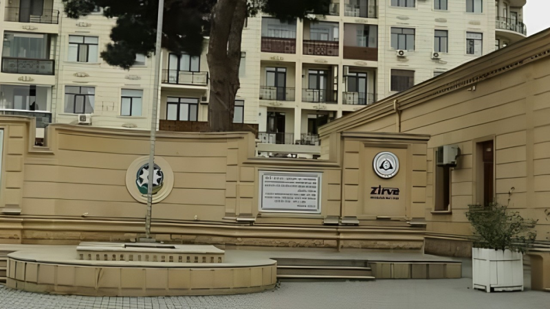 “AAAF Park”dan dövlət atributlarına hörmətsizlik – FOTO
