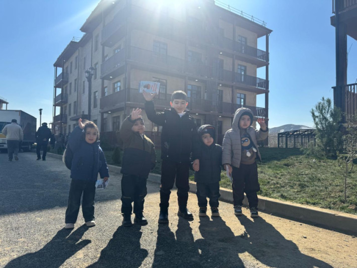 Cəbrayılda daha 42 ailəyə evlərinin açarları təqdim olunub - FOTO