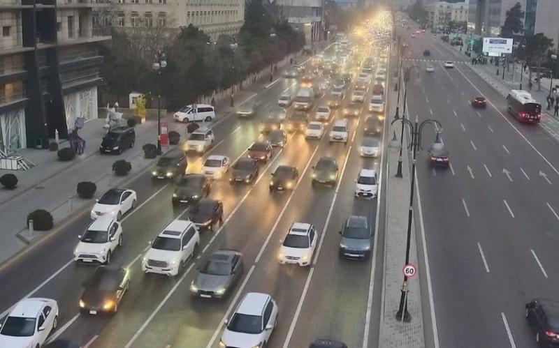 Bakıda bu yollarda sıxlıq var - SİYAHI