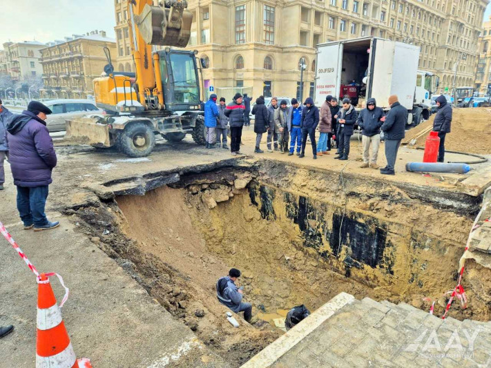 Bakının əsas prospekti çökmə səbəbindən BAĞLANDI