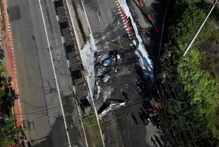 Braziliyada təyyarə qəzaya uğrayıb, 2 nəfər ölüb - VİDEO