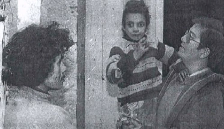 Anası hinə atdı, quş dilində danışmağa başladı... – Dünyanı şoka salan “toyuq qız”ın HEKAYƏSİ