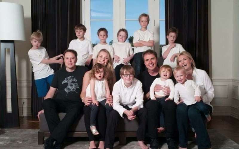 İlon Mask 12 övladı ilə 2 otaqlı evdə yaşayır - SƏBƏB