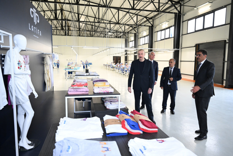 Prezident İlham Əliyev “LATIFA” Laçın tikiş fabrikinin açılışında iştirak edib - FOTO