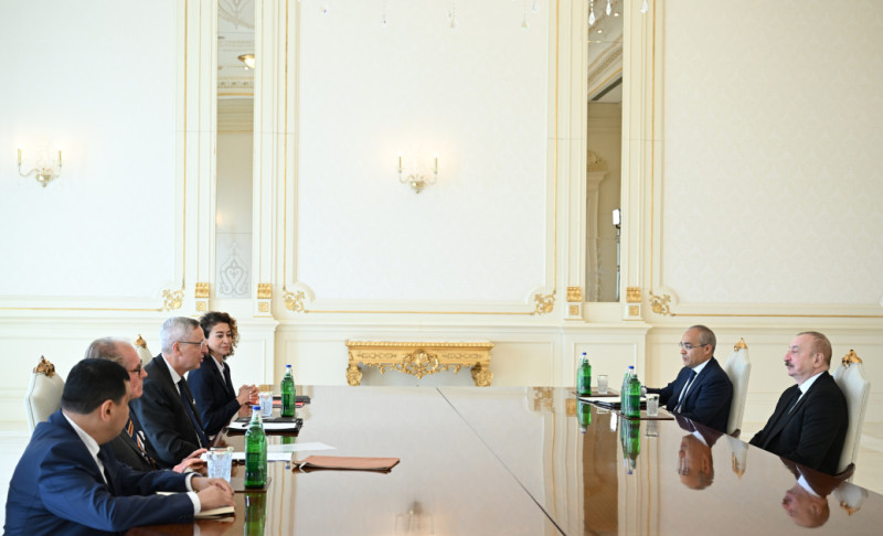 Prezident İlham Əliyev Alman İqtisadiyyatının Şərq Komitəsinin sədrini qəbul edib