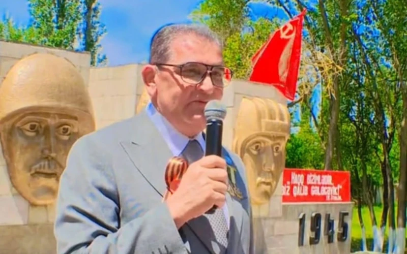 Misir Mərdanovdan SSRİ bayrağını qaldıran sədrə REAKSİYA: “Qələt edir”