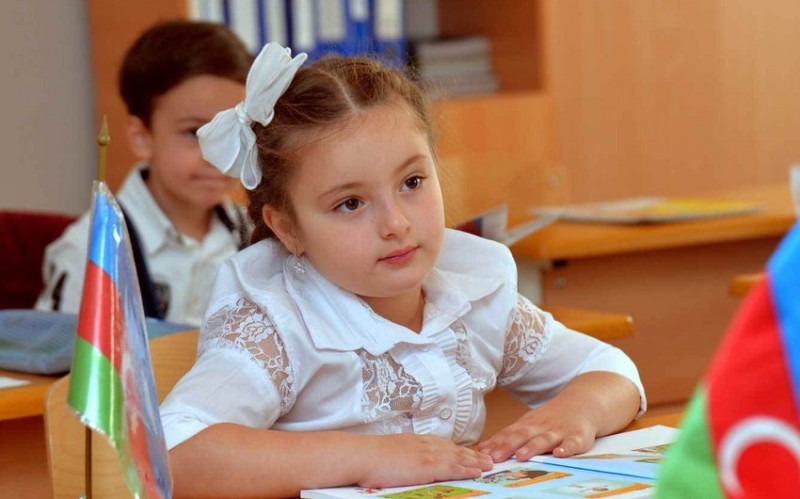 I siniflər üçün rus bölməsi üzrə müsahibəyə yazılma prosesinə start verilib