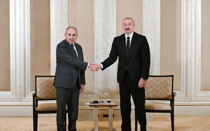 Rəsmi Bakı: Azərbaycanla Ermənistan ikitərəfli formatda dialoqu davam etdirmək barədə razılığa gəlib