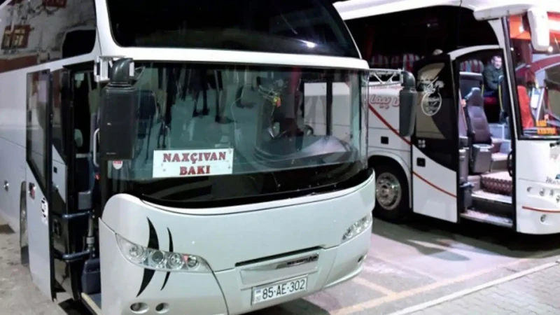 Bakı–Naxçıvan–Bakı reysi üzrə avtobus daşımaları bərpa olunub, üç avtobus gömrükdə yubandı