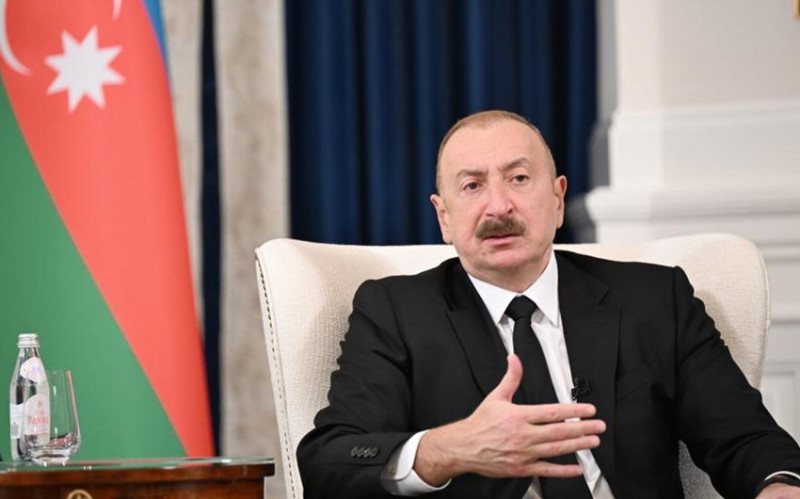 Prezident İlham Əliyev: Azərbaycan AZAL-ın təyyarəsinə qəsdən hücum olduğunu düşünmür