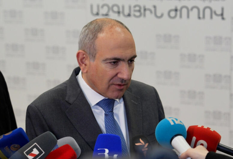 Nikol Paşinyan: Azərbaycanla Ermənistan arasında demarkasiya prosesi davam etməlidir