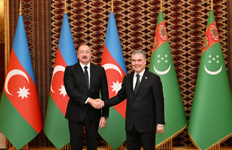 Azərbaycan Prezidenti İlham Əliyevin Türkmənistan Xalq Məsləhətinin sədri ilə təkbətək görüşü olub - YENİLƏNİB