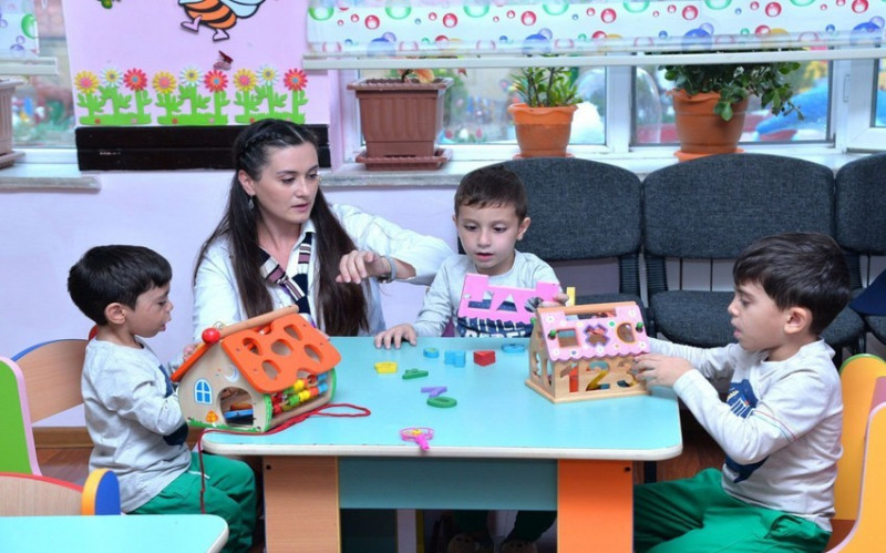 Bağçalarda tərbiyəçi-müəllimlərin işə qəbulu prosesinə start verilir