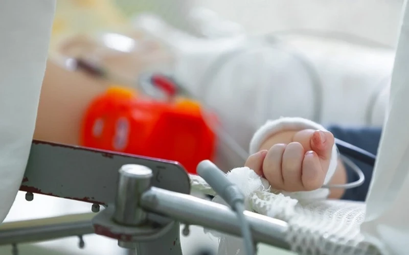 Ağdamda valideynləri tərəfindən döyülən körpənin VƏZİYYƏTİ AÇIQLANDI