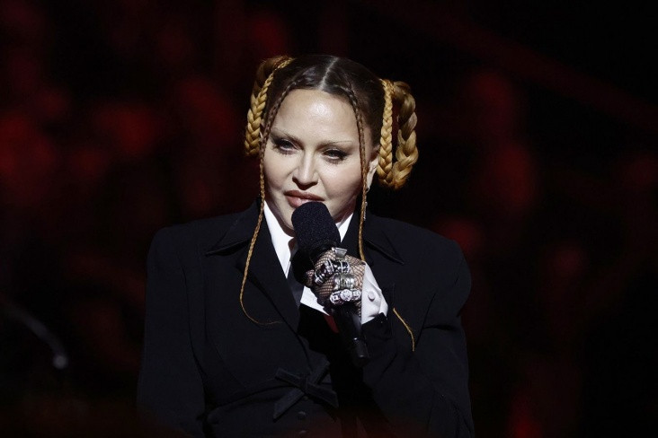 Madonna Qəzza ilə bağlı Papaya müraciət edib